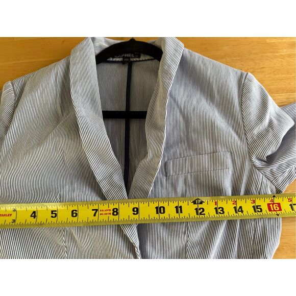 EXPRESS Blue Striped Blazer 2 Button Suit Jacket Women's SZ 6 Career - Picture 10 of 14